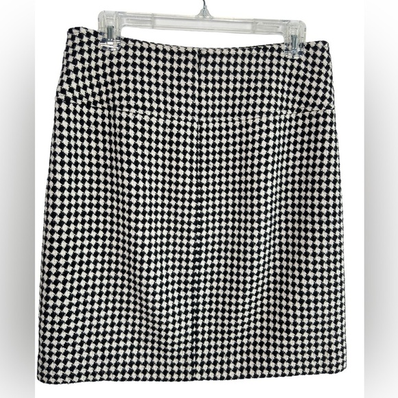 Talbots Pencil Skirt Tweed Wool Blend Lined Size 6 Black White Diamond Classic - Picture 2 of 9